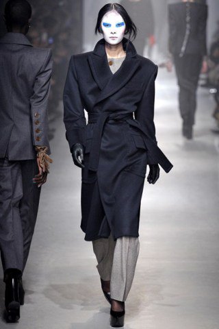 Lázadók köntöse - DIVAT&STÍLUS - Stílusiskola - fall/winter2013, fashion week, Paris, ready-to-wear, Vivienne Westwood, 