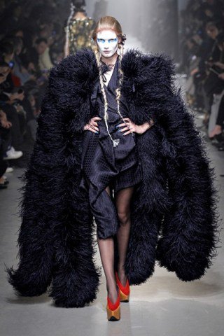 Lázadók köntöse - DIVAT&STÍLUS - Stílusiskola - fall/winter2013, fashion week, Paris, ready-to-wear, Vivienne Westwood, 