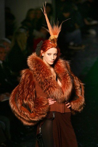 Gaultier Londonba megy - DIVAT&STÍLUS - Hírek  - divat, Jean Paul Gaultier, kiállítás, London, program, 