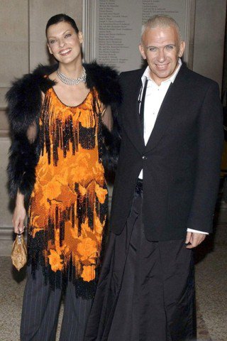 Gaultier Londonba megy - DIVAT&STÍLUS - Hírek  - divat, Jean Paul Gaultier, kiállítás, London, program, 