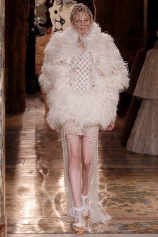 A Bolyen lányok visszatérnek - DIVAT&STÍLUS - Stílusiskola - Alexander McQueen, fall/winter 2013, fashion week, Paris, ready-to-wear, 