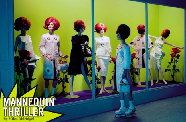 Az élő próbababák sosem alszanak el - DIVAT&STÍLUS - Hírek  - photoshoot, próbababa, Rajzák Kinga, retro, Vogue Italy, 