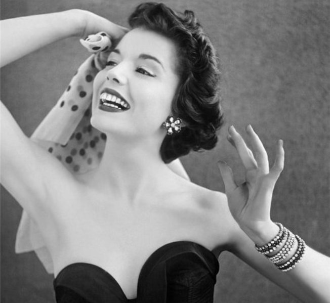 A kevesebb több - SZÉPSÉG - Smink  - munkahelyi make up, smink, szépségápolás, tanácsok nőknek, 