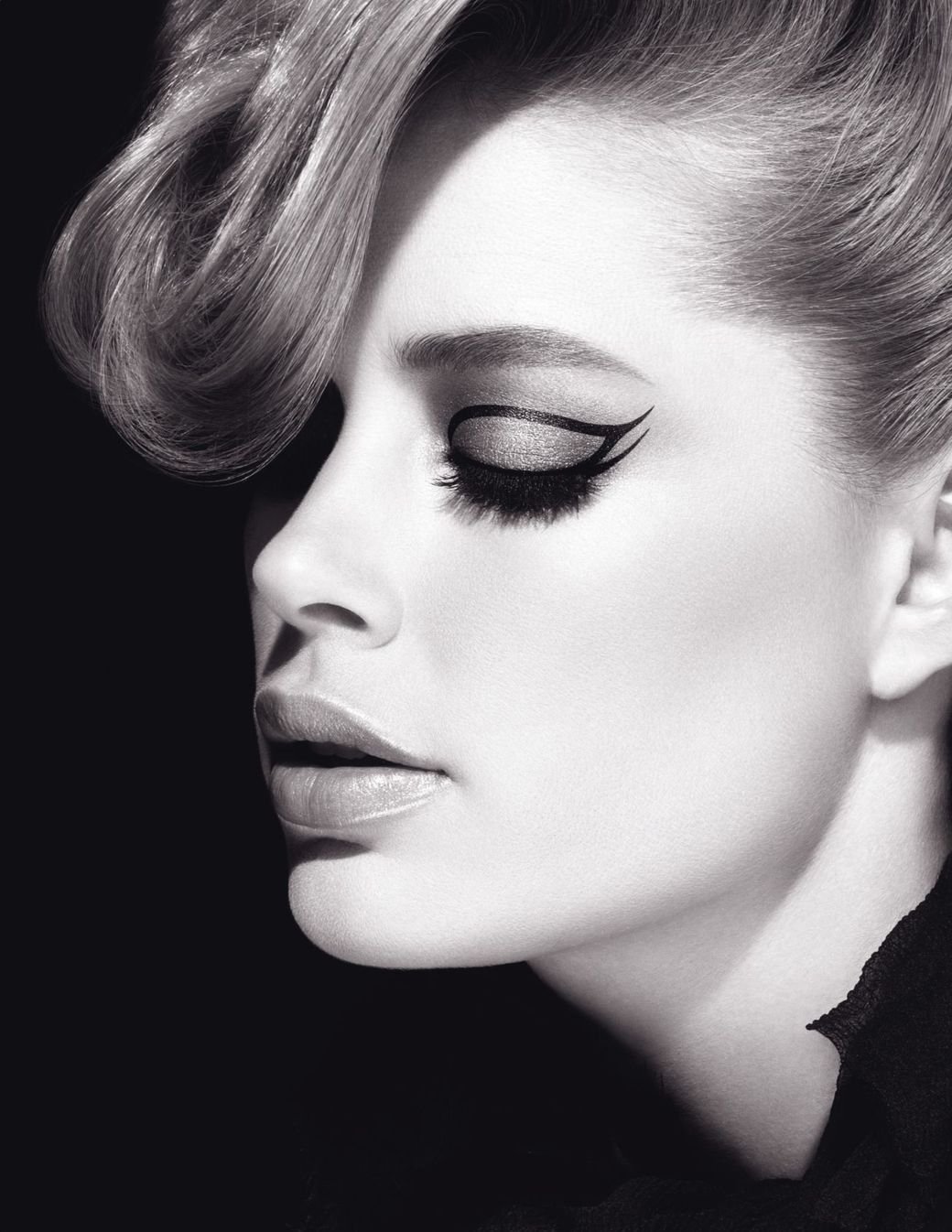 Tavaszi sminktrend-Kifinomult tekintet - SZÉPSÉG - Smink  - loreal, tavaszi sminktrend, 