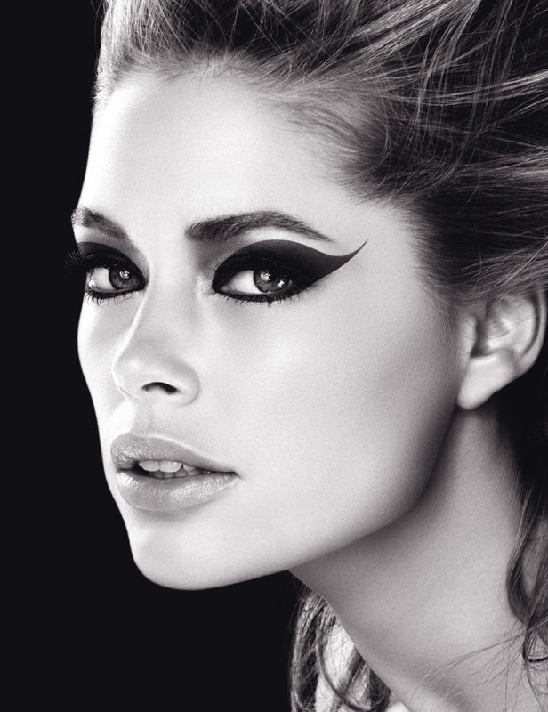 Tavaszi sminktrend-Drámai tekintet - SZÉPSÉG - Smink  - loreal, tavaszi sminktrend, 