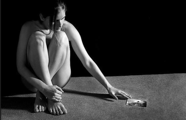 Üss meg, ölelj meg! - KERESD A NŐT  - Lélekhangok - bántalmazott nők, ENSZ, NaNE, nőkért az erőszak ellen, 