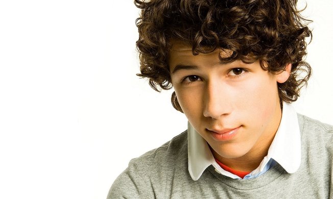 Hollywood üdvöskéi - a tiz leggazdagabb tinisztár - STYLELIFE -  - elle fanning, justin bieber, selena gomez, 