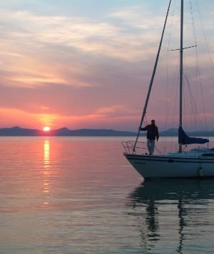 Rejtett gyöngyszemek /1. rész/: Balaton - STYLELIFE - Utazás - balaton, balatonfüred, balatonudvari, Karolina Kávéház, Laci Pince, vitorlázás, 