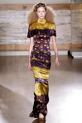 Divat értelmező kéziszótár - DIVAT&STÍLUS - Hírek  - cipzár, hitchcock, oversize, punk, szentfazék, 