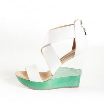 Nyári cipőparadicsom - DIVAT&STÍLUS - Stílusiskola - brian atwood, cipőtrend 2013, mcqueen, zanotti, 