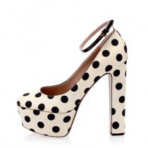 Nyári cipőparadicsom - DIVAT&STÍLUS - Stílusiskola - brian atwood, cipőtrend 2013, mcqueen, zanotti, 