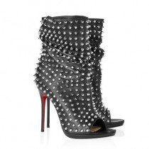 Nyári cipőparadicsom - DIVAT&STÍLUS - Stílusiskola - brian atwood, cipőtrend 2013, mcqueen, zanotti, 