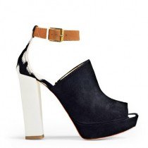 Nyári cipőparadicsom - DIVAT&STÍLUS - Stílusiskola - brian atwood, cipőtrend 2013, mcqueen, zanotti, 