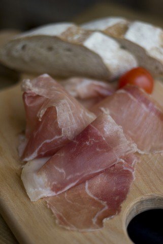 Ahol egész évben a sonkát ünneplik - Gasztronómia -  - DiVin Porcello, paszternák, sonka bár, 