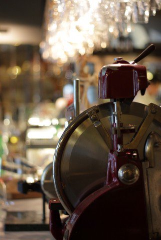 Ahol egész évben a sonkát ünneplik - Gasztronómia -  - DiVin Porcello, paszternák, sonka bár, 