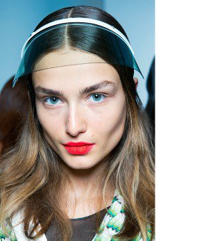 Vörös ajkak éjszakája - SZÉPSÉG - Smink  - bobbi brown, nars, piros rúzs, 