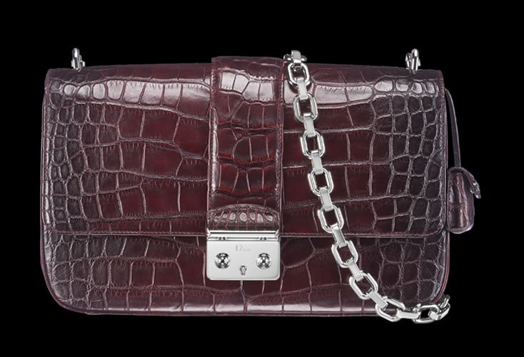 Itt az új Dior táskakollekció - Hírek  -  - Dior, divat, táska, 