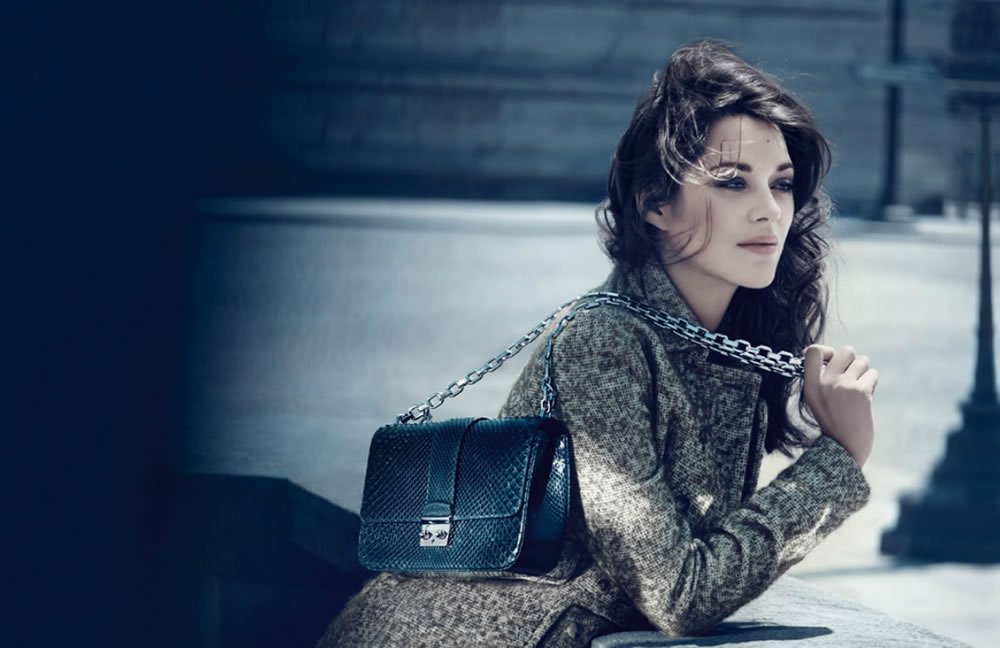 Itt az új Dior táskakollekció - Hírek  -  - Dior, divat, táska, 