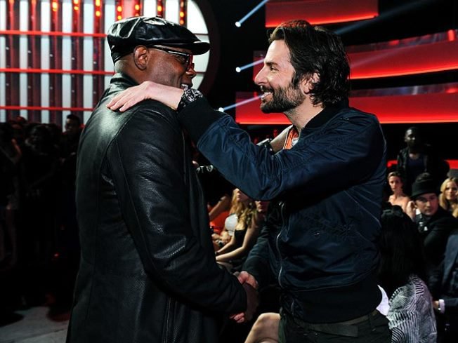 Célpont: MTV Movie Awards - DIVAT&STÍLUS - STYLELIFE - Brad Pitt, Bradley Cooper, Karlie Kloss, MTV Movie Awards, sztárfelvonulás, vörösszőnyeg, 