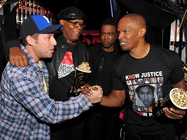 Célpont: MTV Movie Awards - DIVAT&STÍLUS - STYLELIFE - Brad Pitt, Bradley Cooper, Karlie Kloss, MTV Movie Awards, sztárfelvonulás, vörösszőnyeg, 