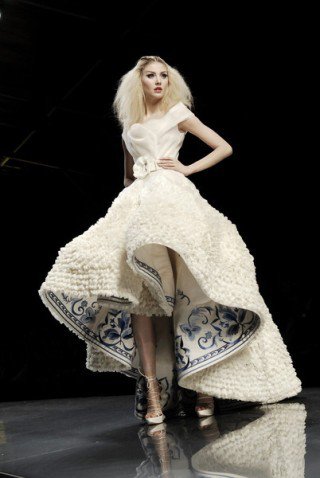 Isten tervez, ember végez - DIVAT&STÍLUS - Stílusiskola - dior, életpálya, galliano, haute couture, 