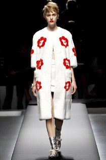 Virágözön - Reneszánszukat élik a virágdíszek - DIVAT&STÍLUS - Stílusiskola - chanel, dolce&gabbana, moschino, prada, virágminta, 