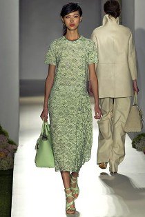 Virágözön - Reneszánszukat élik a virágdíszek - DIVAT&STÍLUS - Stílusiskola - chanel, dolce&gabbana, moschino, prada, virágminta, 