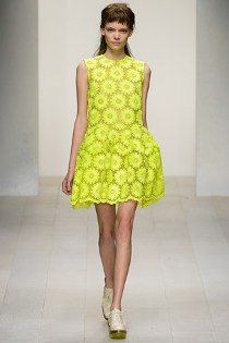 Virágözön - Reneszánszukat élik a virágdíszek - DIVAT&STÍLUS - Stílusiskola - chanel, dolce&gabbana, moschino, prada, virágminta, 