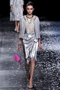 Shine bright like a diamond - DIVAT&STÍLUS - Stílusiskola - burberry, diane von furstenberg, dior, shine, versace, 