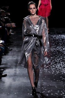 Shine bright like a diamond - DIVAT&STÍLUS - Stílusiskola - burberry, diane von furstenberg, dior, shine, versace, 