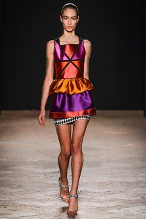 Shine bright like a diamond - DIVAT&STÍLUS - Stílusiskola - burberry, diane von furstenberg, dior, shine, versace, 