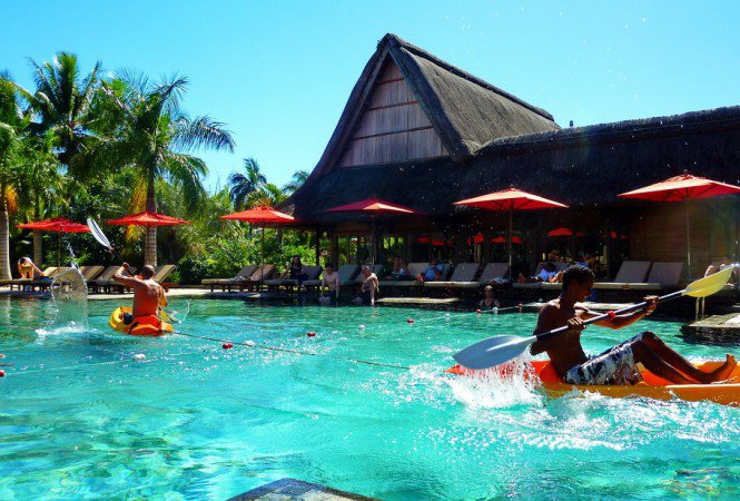 A világ második legjobb állása - Tensi - Utazás -  - A világ második legjobb állása, Tensi, utazás, 