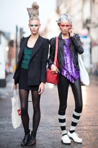 Grungetavasz rebellive módra - DIVAT&STÍLUS - Stílusiskola - fesztiválszezon, grunge, rebellive blog, színes hajak, 