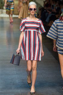 A vonal mentén haladj! - DIVAT&STÍLUS - Stílusiskola - d&g, marc jacobs, michael kors, moschino, oscar de la renta, 