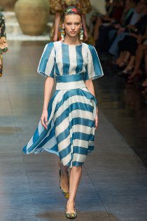 A vonal mentén haladj! - DIVAT&STÍLUS - Stílusiskola - d&g, marc jacobs, michael kors, moschino, oscar de la renta, 