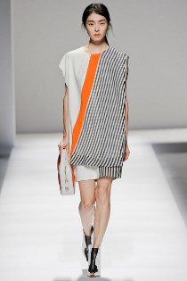 A vonal mentén haladj! - DIVAT&STÍLUS - Stílusiskola - d&g, marc jacobs, michael kors, moschino, oscar de la renta, 