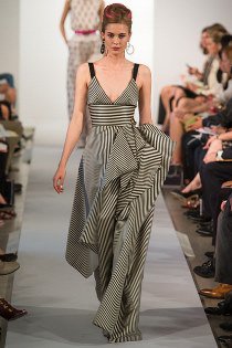 A vonal mentén haladj! - DIVAT&STÍLUS - Stílusiskola - d&g, marc jacobs, michael kors, moschino, oscar de la renta, 