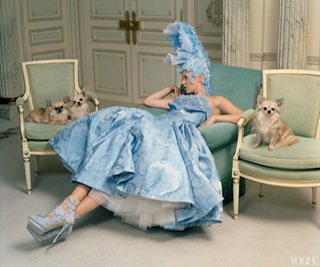 Divatfotós Csodaországból - DIVAT&STÍLUS - Hírek  - divatfotó, tim walker, vogue, 