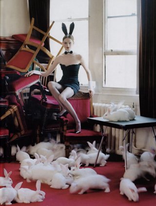 Divatfotós Csodaországból - DIVAT&STÍLUS - Hírek  - divatfotó, tim walker, vogue, 