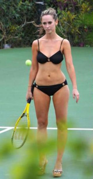 A képeken, az életben - STYLELIFE -  - before-after photos, kate moss, kesha, kim kardashian, mischa barton, 