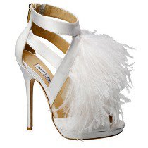 Dress code: white - DIVAT&STÍLUS - Stílusiskola - chanel, gianvito rossi, marchesa, versace, 