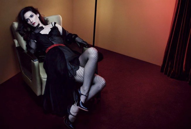 Winona viaszból - DIVAT&STÍLUS - Hírek  - editorial, magazine, winona ryder, 