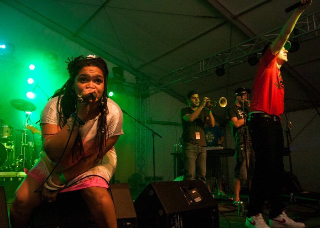 Punnany Massif duplán - Rendezvények - Fesztelen mindennapok - deniz, efott 2013, ganxsta zolee, hősök, irie maffia, punnany massif, 