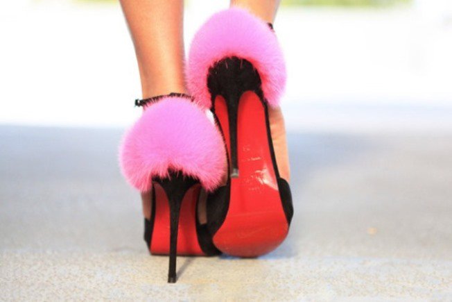 Rémségek kicsiny cipőboltja - DIVAT&STÍLUS - Hírek  - alexander mcqueen, lábbeli, louboutin, 