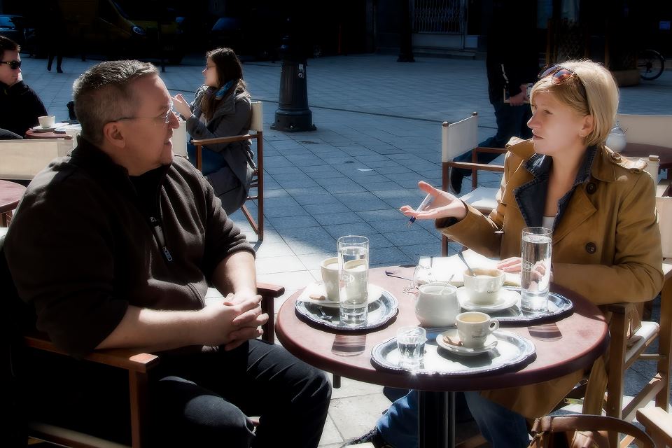 Kávéházi körkép - Prága Kávéház és Teázó - Fesztelen mindennapok -  - Prága kávéház, 