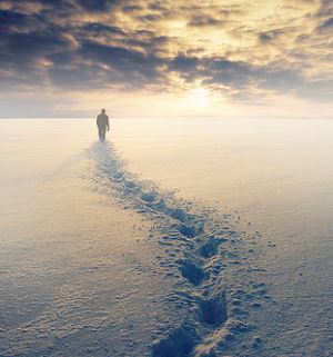 Varázslat - KERESD A NŐT  -  - kékharisnya, rúzs és tükör, szerelem, 