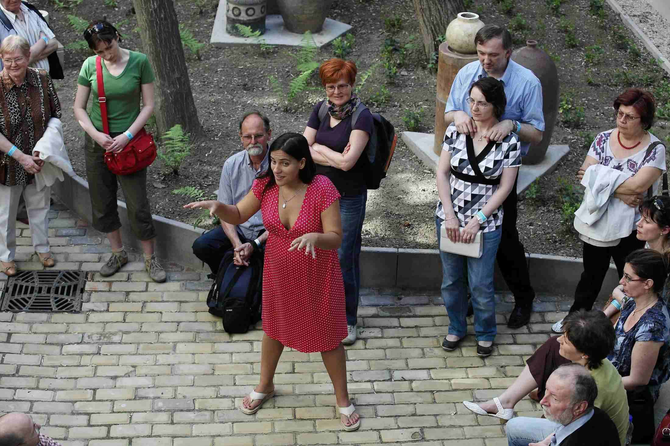 Csütörtökön kezdődik a II. Zsolnay Fesztivál - STYLELIFE - Rendezvények - Fábián Juli & Zoohacker, fesztivál, II. Zsolnay Fesztivál, Wattican Punk Ballet, 