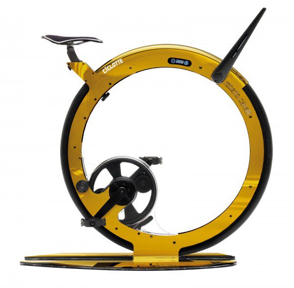 Cavalli szobabicikli - ettől biztosan elgurulsz -  -  - Ciclotte, luxlife, Roberto Cavalli, sport, 