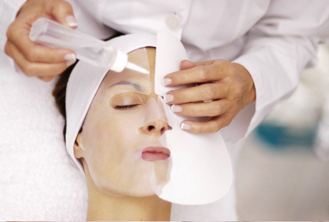 Meguntad a ráncaid? Így szabadulhatsz meg tőlük! - Bőrápolás -  - bőrfiatalítás, mirror szalon, pascaud kezelés, 