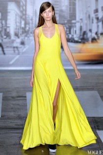 A nap színe - a sárga az új fekete - DIVAT&STÍLUS - Stílusiskola - sárga, színtrend, 